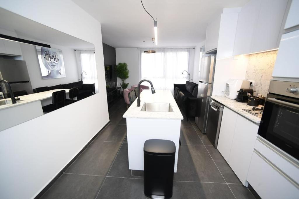 Z-32 Luxury Boutique Apartment Eilat Luaran gambar